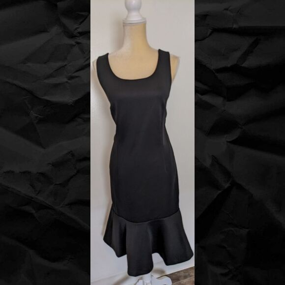 TR Carmen by Carmen Marc Valvo Dress - NWT - Picture 1 of 5